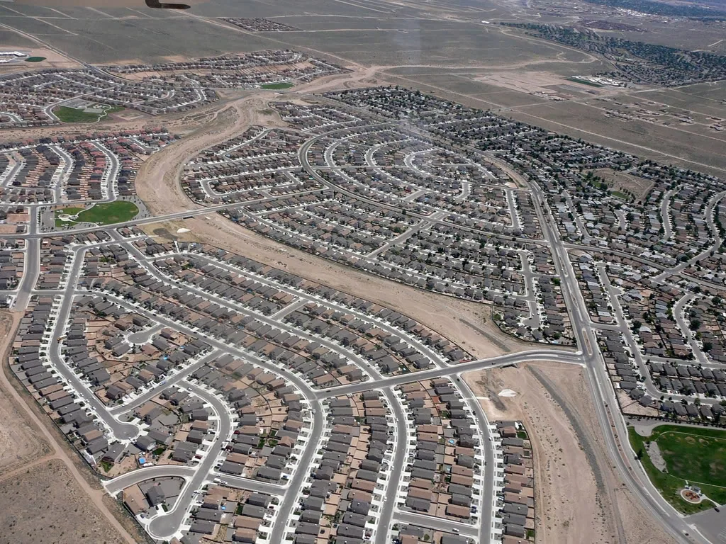 Commercial and residential blocks in Rio Rancho, NM